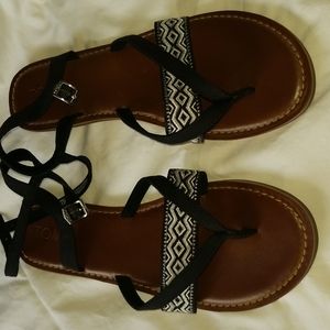 Tom's leather new sandles never used